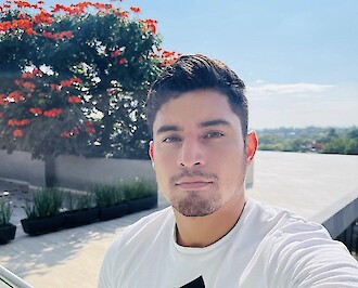 Alex Moreno
